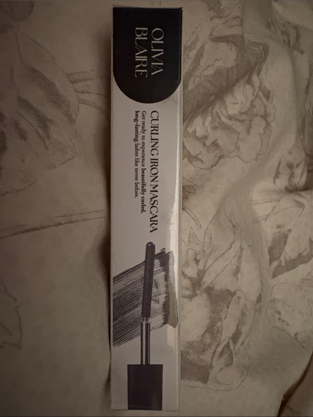 Olivia Blaire Curling Iron wand Mascara - White & Black Packaging
